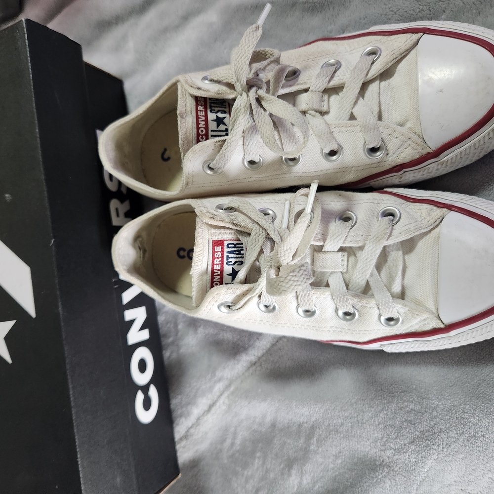 Gently Worn Converse White Low-Top Sneakers
